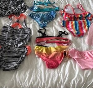 Girl clothes bundle 4 bikinis‎ and pink bottom